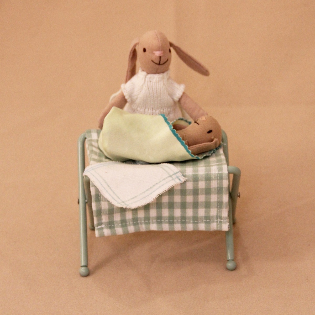1/12 Miniature Changing Table  - огляд і ціна Tablet Accessories Kids