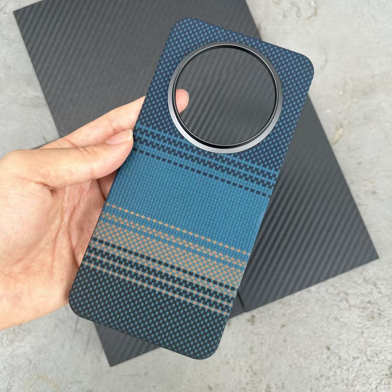 Ultra-Thin Carbon Fibre For Ma - огляд і ціна Huawei Pura 70